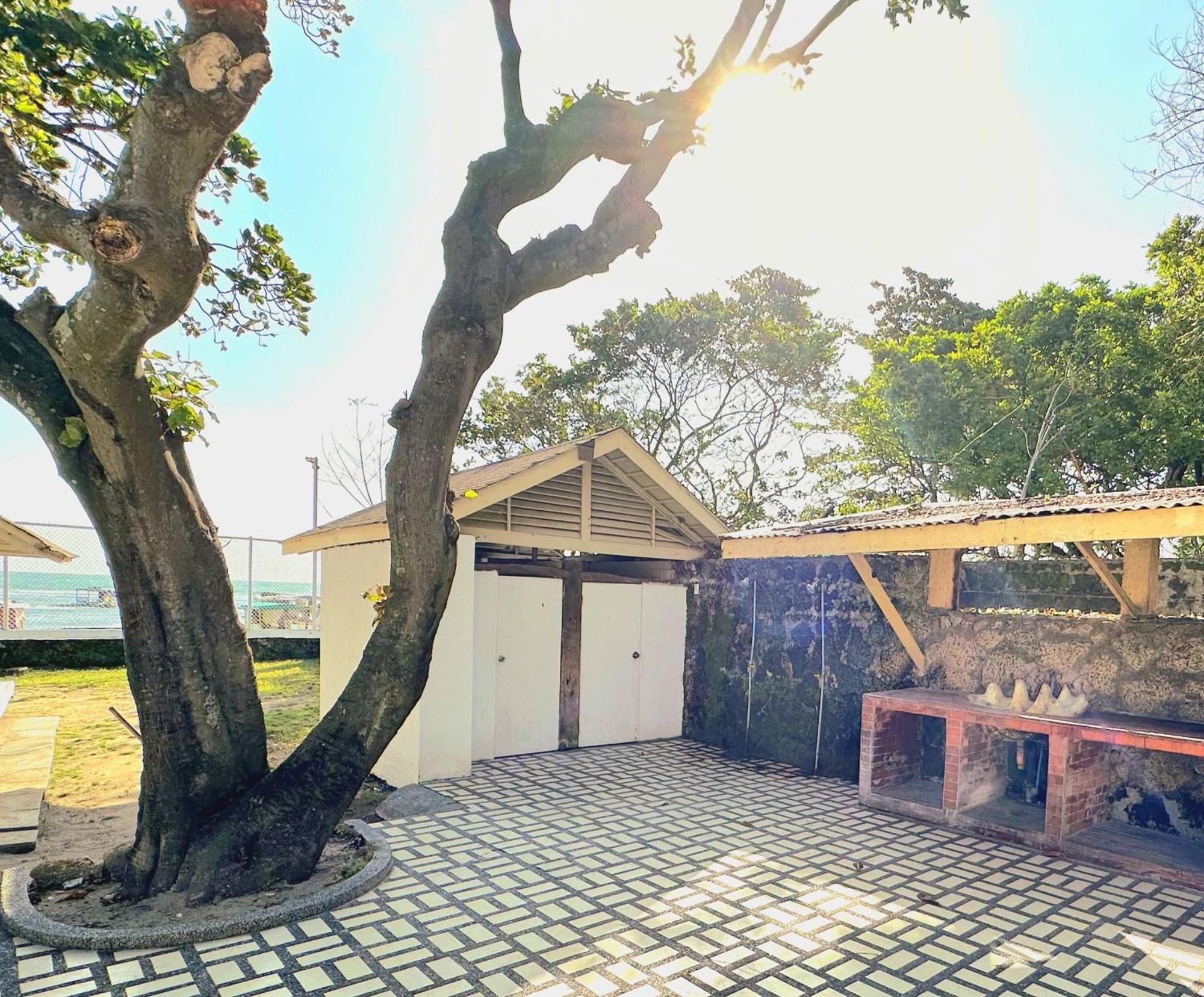 White House, Batangas Villa Lian Exteriör bild