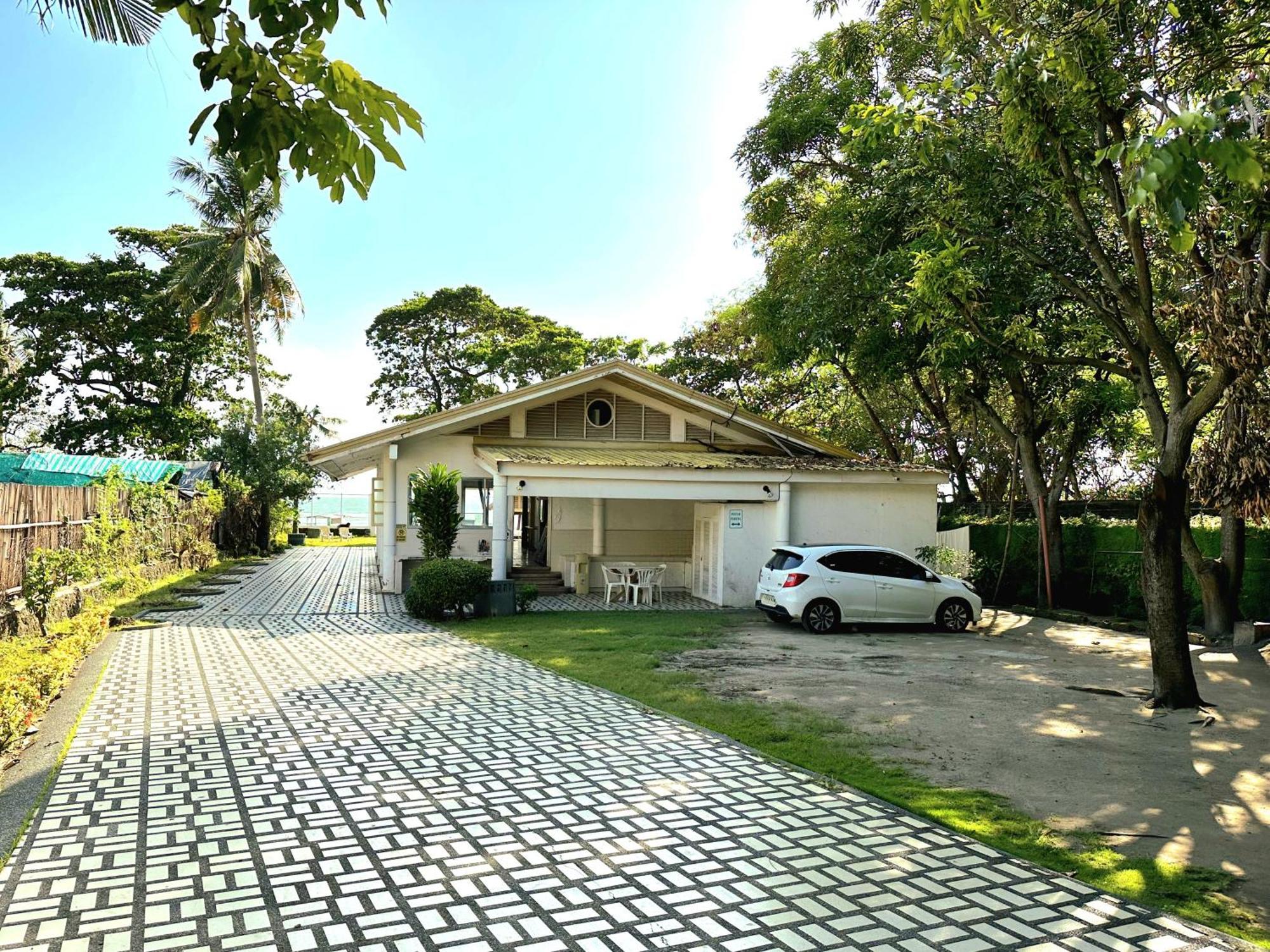 White House, Batangas Villa Lian Exteriör bild